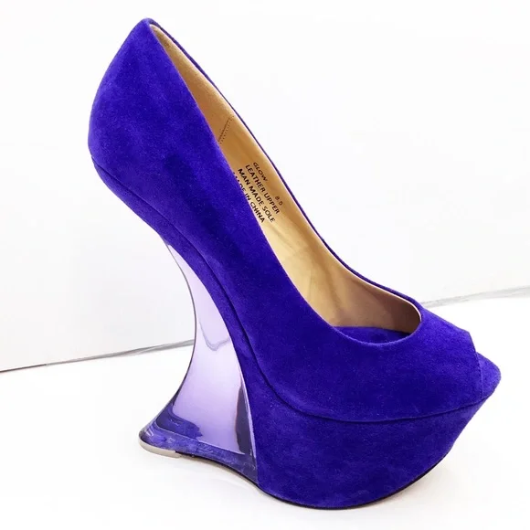 🆕Zigi Girl} GLOW Peep Toe Plexiglass Wedge Shoe - Picture 8 of 13